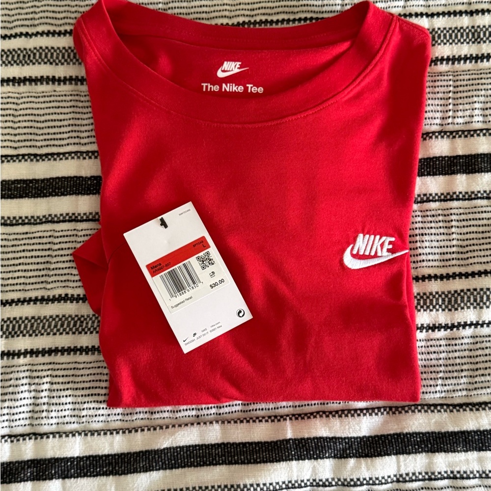 The Nike Tee